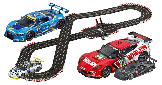 Rennbahnen & Autos von Carrera Digital 132