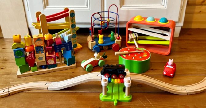 Spielzeug für 1-Jährige - © Kurt Vierthaler / dadslife.at