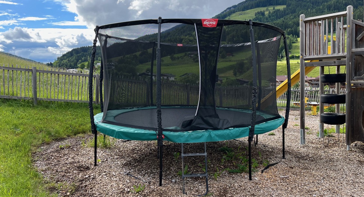 Die besten 366cm-Trampoline für Kinder im Test - © Christian Eberle-Abasolo / dadslife.at