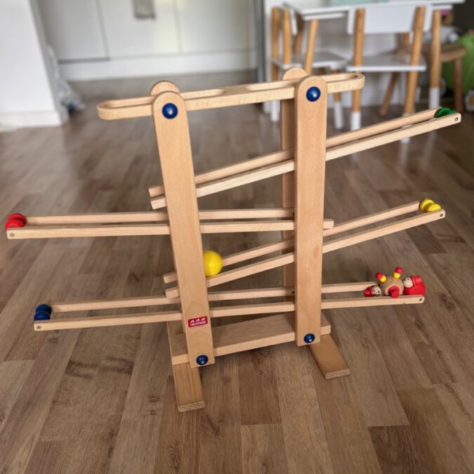 Das beste Holzspielzeug für Kinder im Test –  © Christian Eberle-Abasolo / dadslife.at