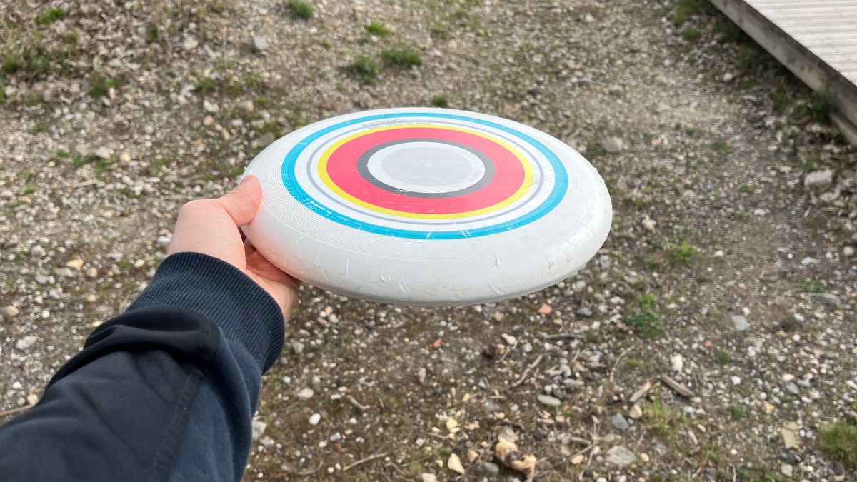 Die besten Frisbees für Kinder im Test - © Christian Eberle-Abasolo / dadslife.de