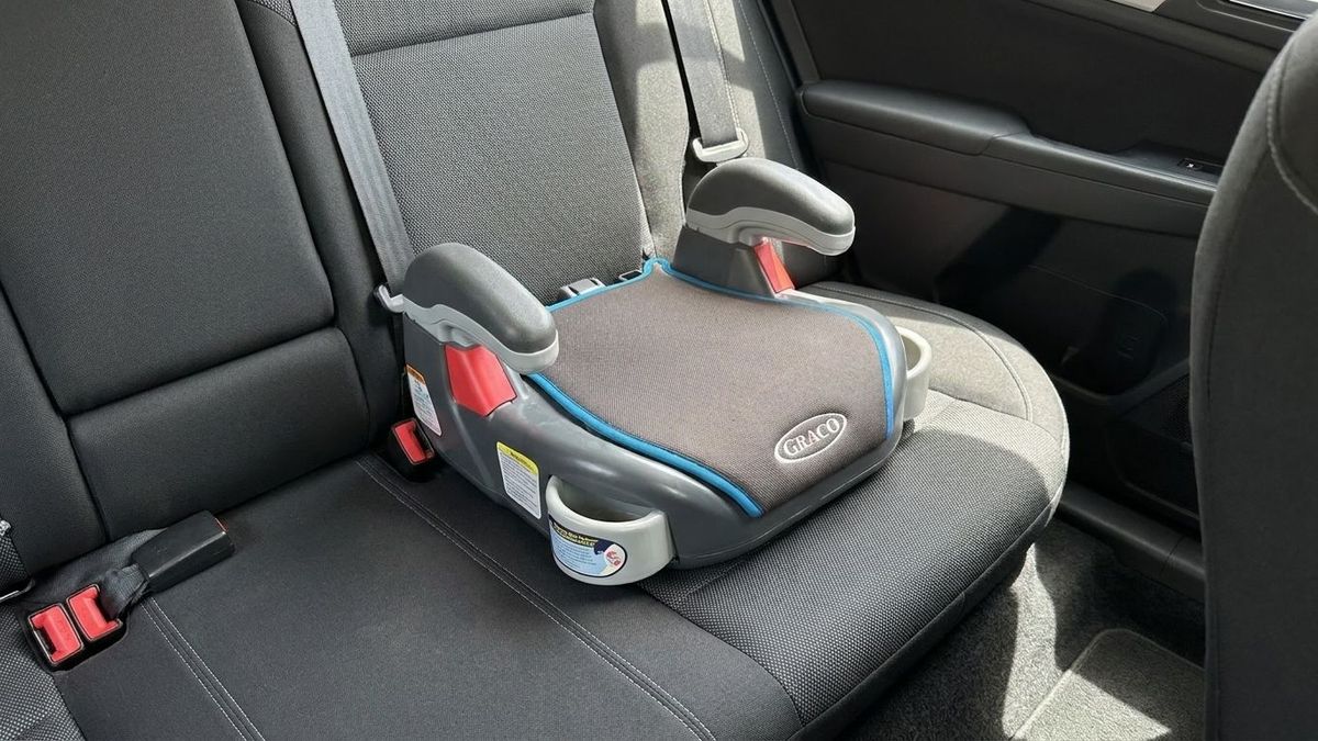 Die besten Kindersitzerhöhungen ohne Lehne als Zweitsitz - © dadslife.de