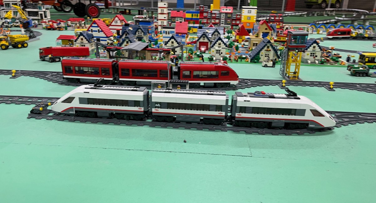 Die besten LEGO Eisenbahnen im Test - © Christian Eberle-Abasolo / dadslife.de