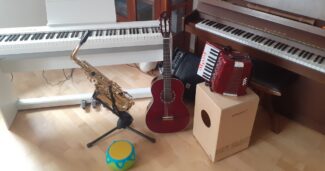 Musikinstrumente für Kinder © Christian Gaisböck / dadslife.at