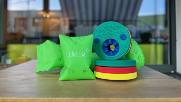 Die besten Schwimmflügel & Schwimmhilfen im Test