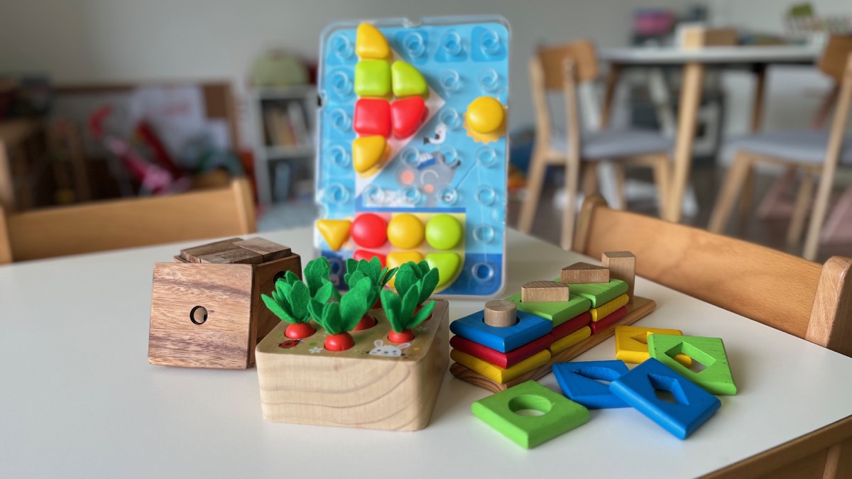 Die besten Steckspiele für Kinder