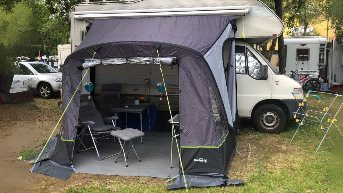 Die besten Vorzelte für Wohnwagen und Wohnmobil